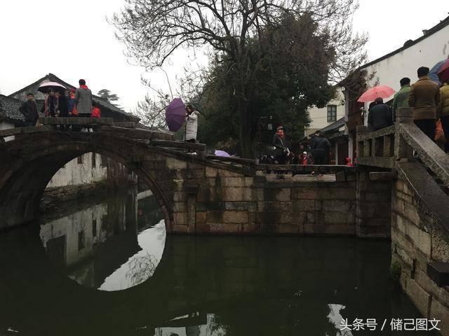 抖音由于对方隐私设置你无法关注他，是不是拉黑了？游戏画面